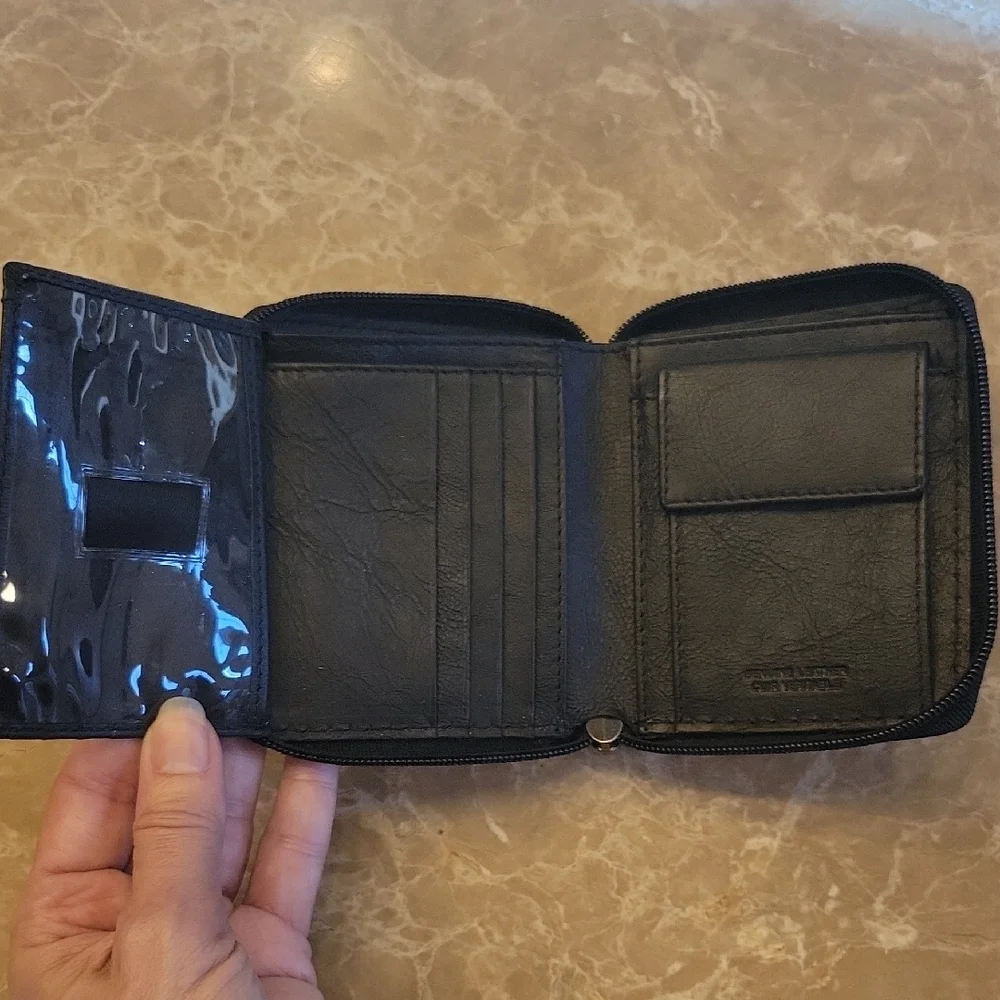 100% Black Leather Card Holder/Billfold